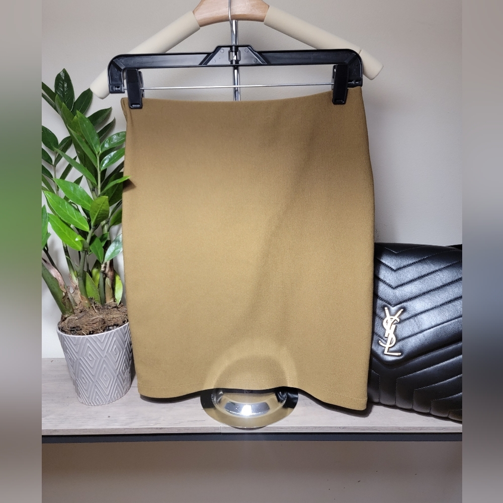 Medium Forever 21 Deep Tan Bodycon Skirt